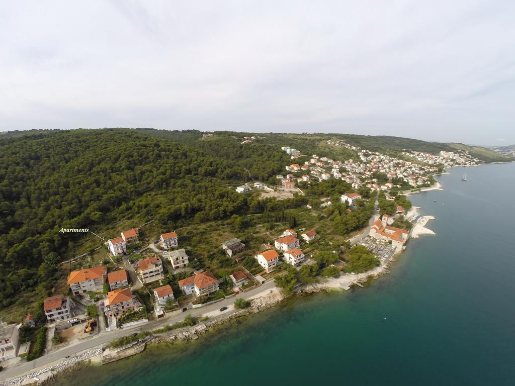 Apartments Ljiljana Trogir Exteriör bild