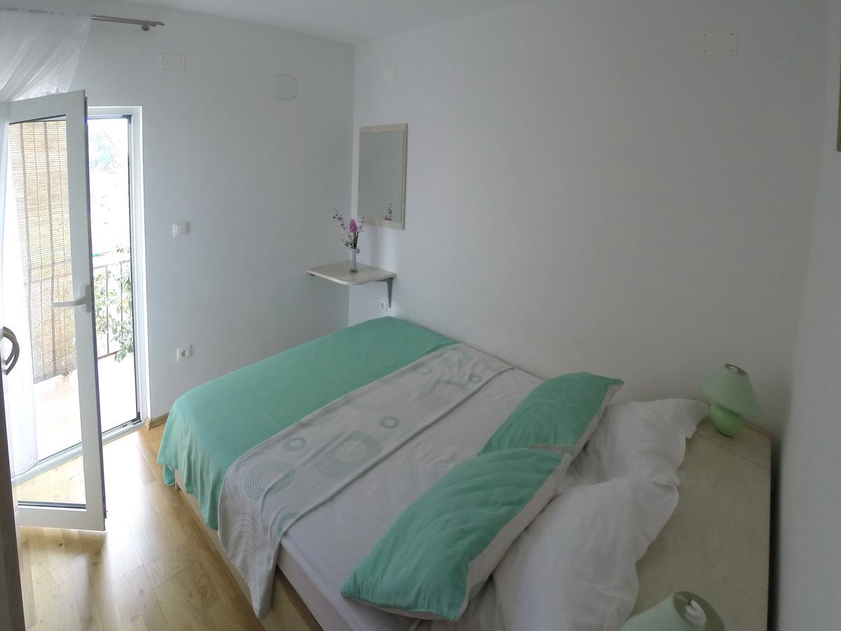 Apartments Ljiljana Trogir Exteriör bild