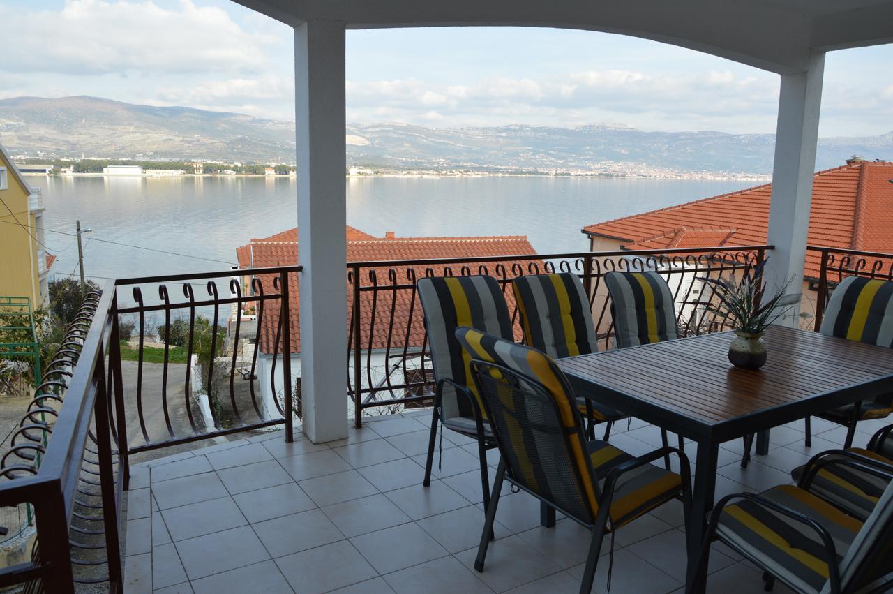 Apartments Ljiljana Trogir Exteriör bild